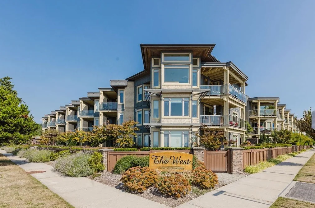 Condo for sale at 241 5160 Davis Bay Road Sechelt British Columbia - MLS: R3060721