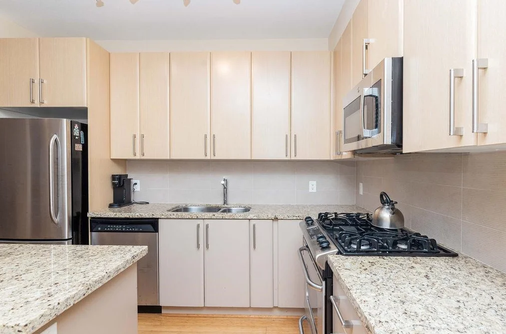 241 5160 DAVIS BAY ROAD, Sechelt BC V7Z 0H3, Sechelt BC — Residential for Sale - Photo 6