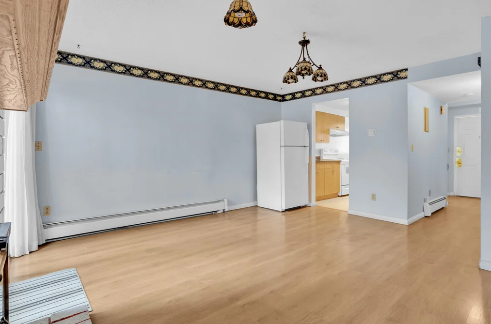 241 7447 140 STREET, Surrey BC V3W 6G5, Surrey BC — Residential for Sale - Photo 4