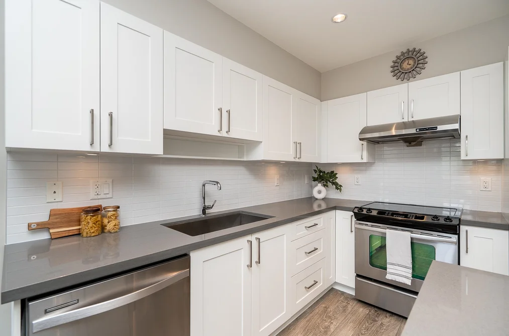 2410 963 CHARLAND AVENUE, Coquitlam BC V3K 0E2, Coquitlam BC — Residential for Sale - Photo 5