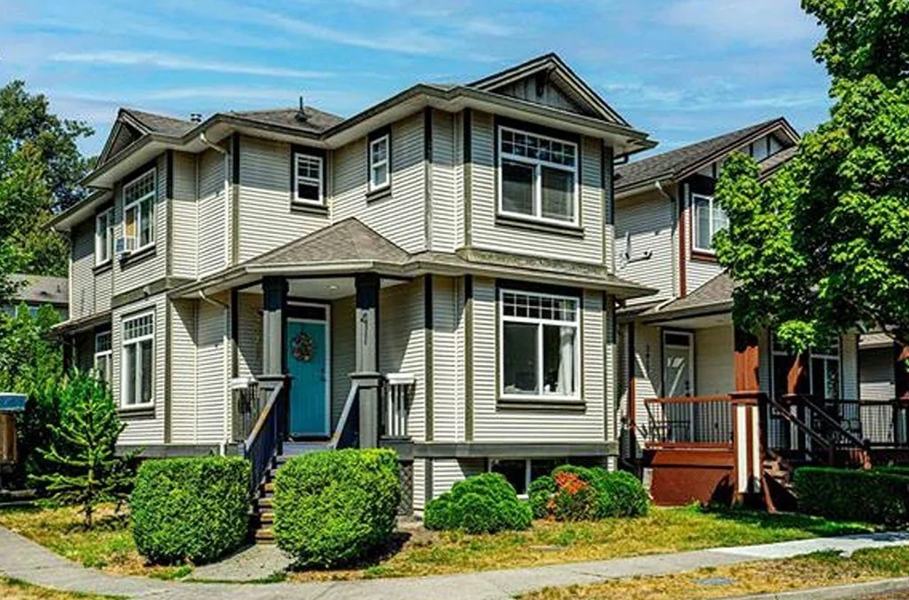 24167 102B AVENUE, Maple Ridge BC V2W 2C5, Maple Ridge BC — Residential for Sale - Photo 2