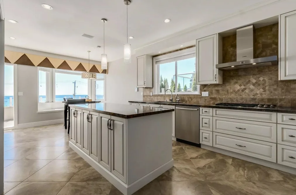 2417 SKILIFT ROAD, West Vancouver BC V7S 2T5, West Vancouver BC — Residential for Sale — Photo 6 of 24