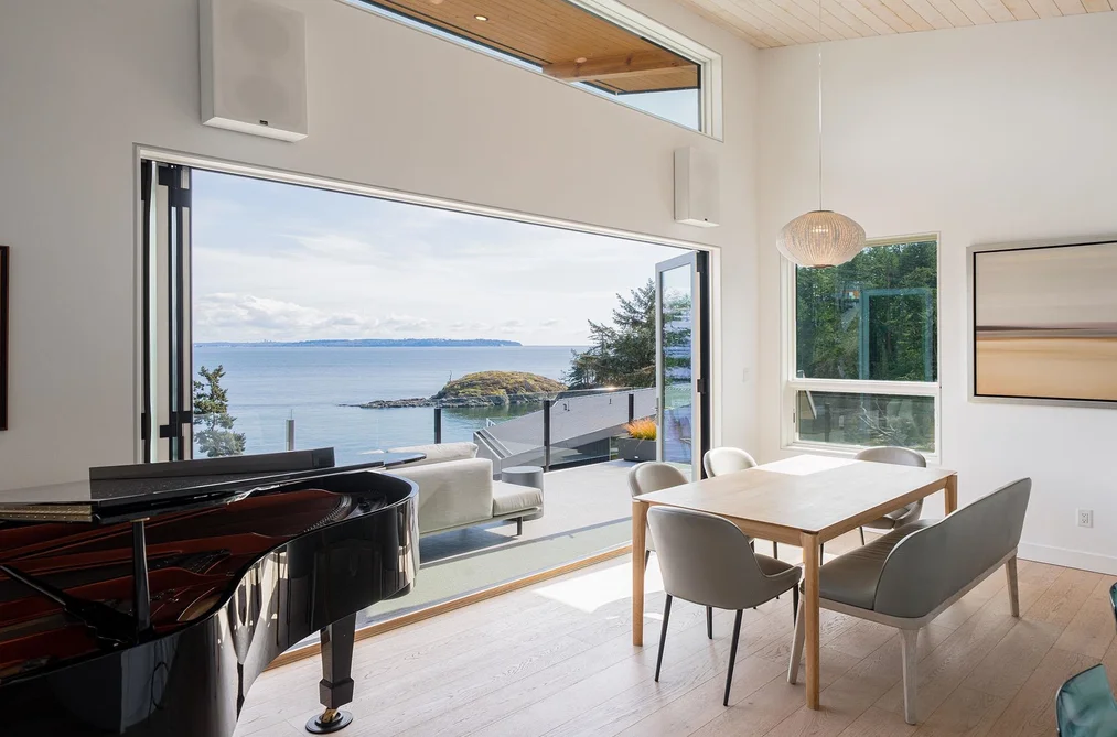 242 SHORE LANE, Bowen Island BC V0N 1G2, Bowen Island BC — Residential for Sale - Photo 2