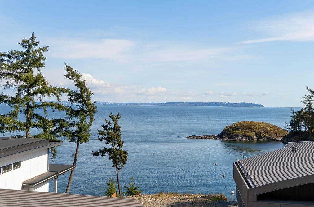 242 SHORE LANE, Bowen Island BC V0N 1G2, Bowen Island BC — Residential for Sale - Photo 3