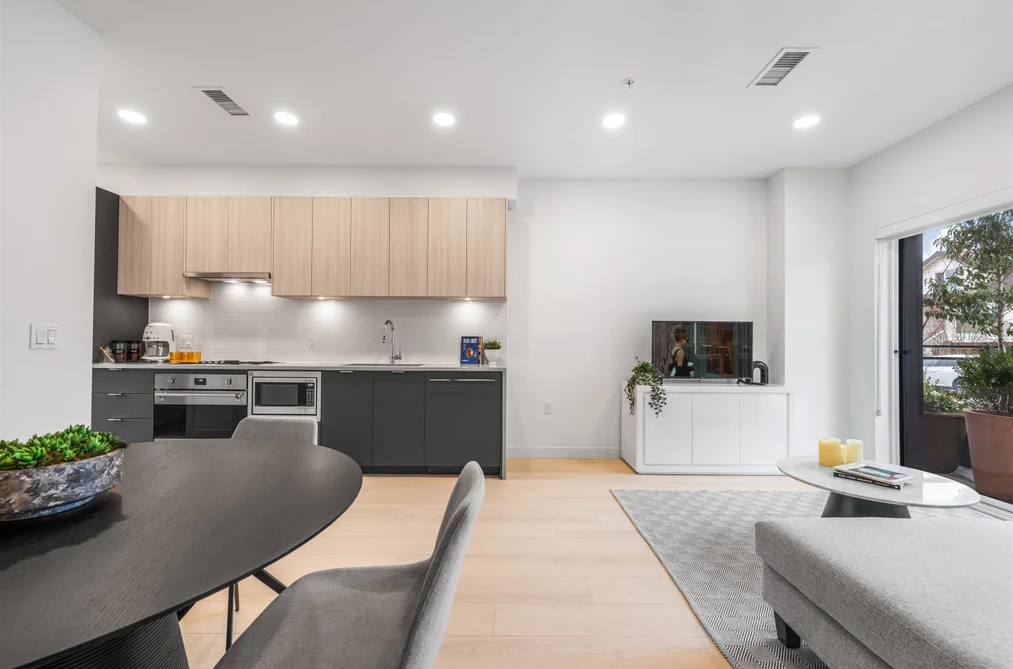 2421 GRANT STREET, Vancouver BC V5K 3G5, Vancouver BC — Residential for Sale - Main Photo