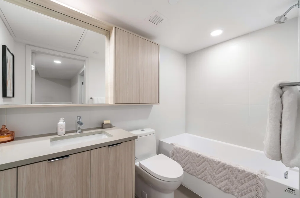 2421 GRANT STREET, Vancouver BC V5K 3G5, Vancouver BC — Residential for Sale — Photo 17 of 28