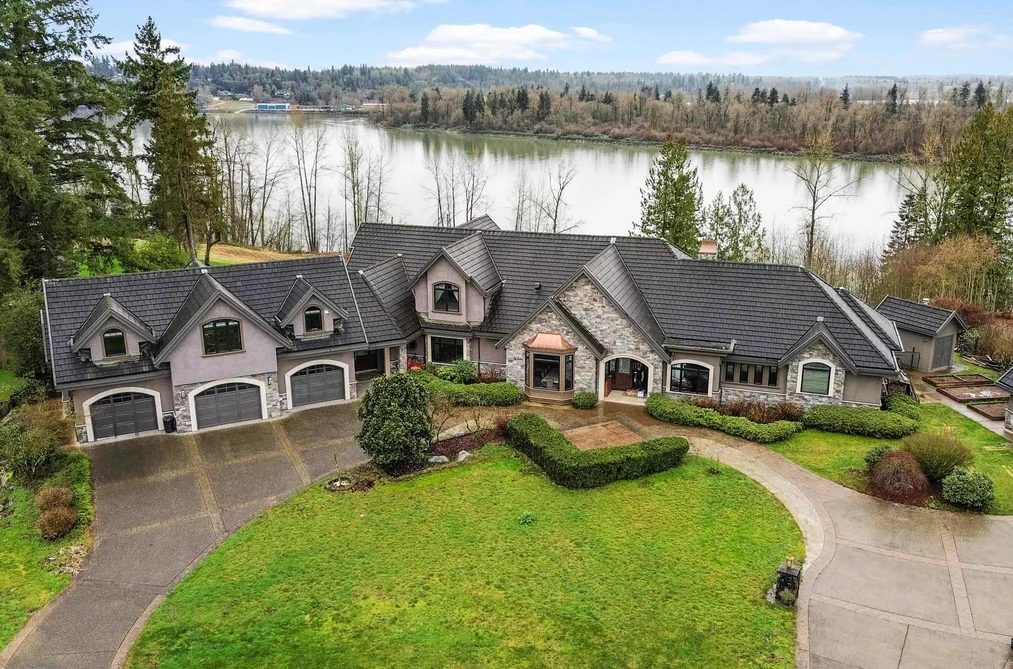 24228 RIVER ROAD, Maple Ridge BC V2W 1M2, Maple Ridge BC — Residential for Sale - Photo 2