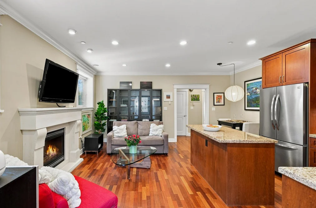 2425 Larch Street, Vancouver, BC - MLS: R3179911 - Photo 7 2425 Larch Street, Vancouver, BC - MLS: R3179911 - Photo 7