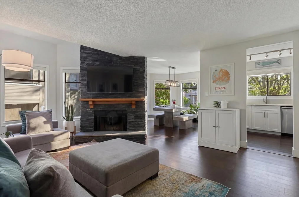 2427 W 6TH AVENUE, Vancouver BC V6K 1W2, Vancouver BC — Residential for Sale - Photo 2