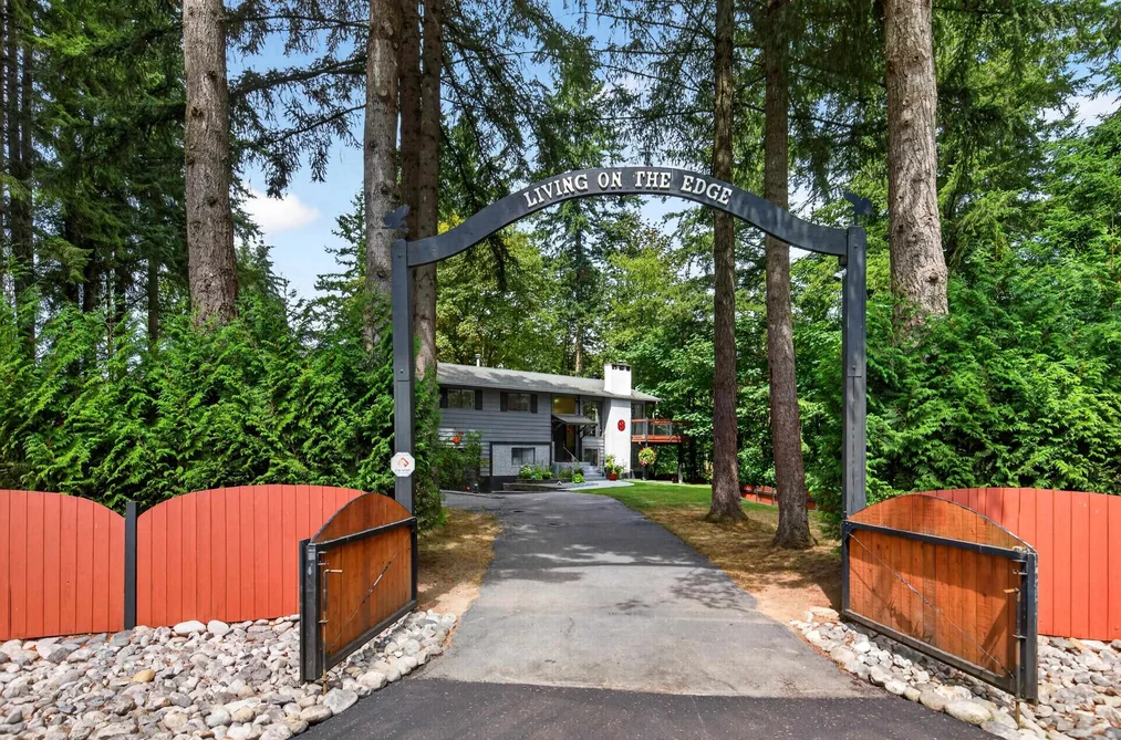 House for sale at 24299 55 Avenue Langley British Columbia - MLS: R3150357