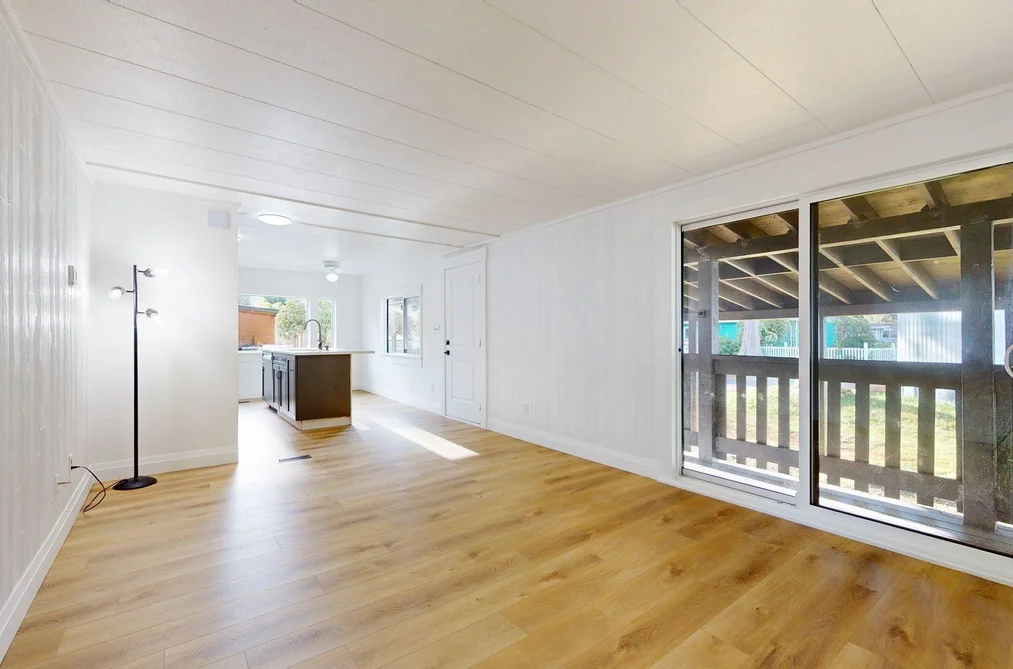 243-1830 Mamquam Road, Squamish, BC - Manufactured Home for Sale - Photo 11 of 29 243-1830 Mamquam Road, Squamish, BC - Manufactured Home for Sale - Photo 11 of 29