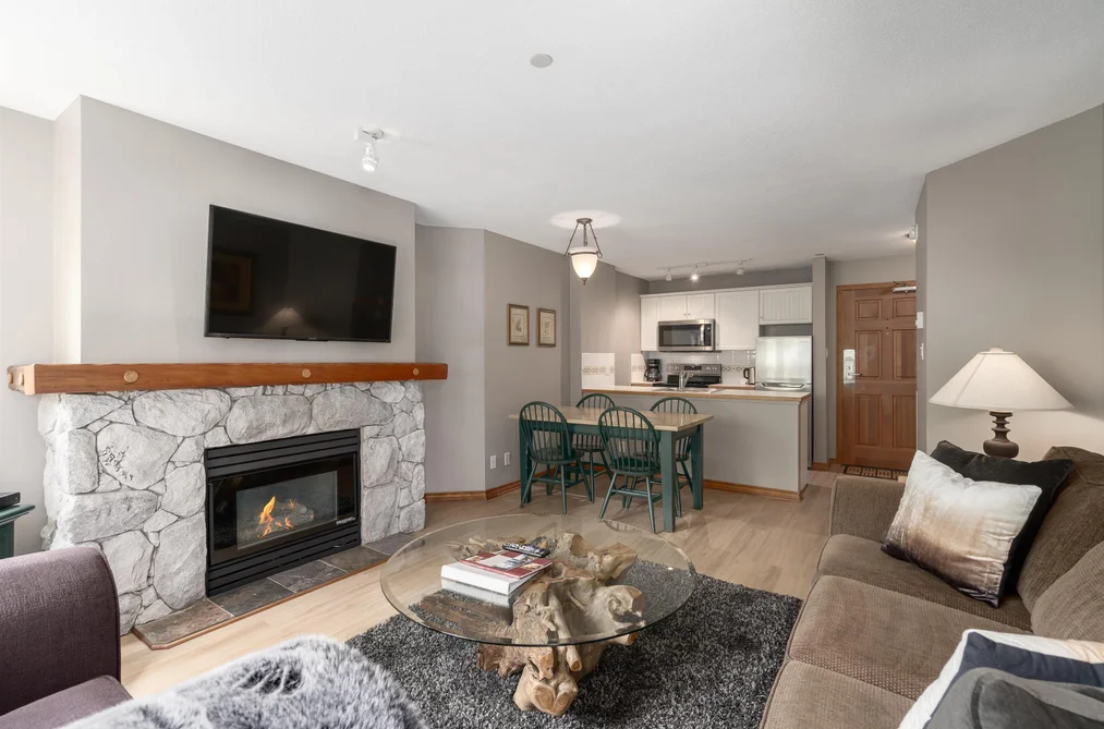 243 4800 SPEARHEAD DRIVE, Whistler BC V0N 1B4, Whistler BC — Residential for Sale - Photo 3