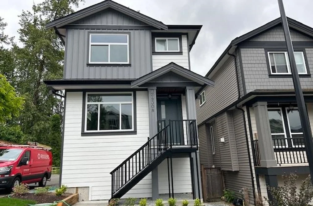 House for sale at 24308 101a Avenue Maple Ridge British Columbia - MLS: R3089850