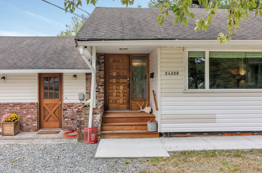 24320 116 AVENUE, Maple Ridge BC V4R 1L7, Maple Ridge BC — Residential for Sale - Photo 4