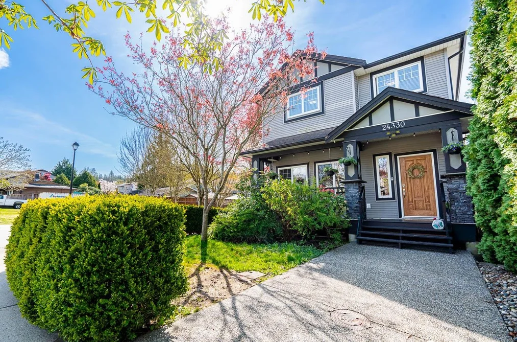 24330 102 AVENUE, Maple Ridge BC V2W 1J1, Maple Ridge BC — Residential for Sale - Photo 2