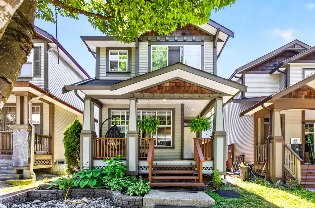 House for sale at 24348 102a Avenue Maple Ridge British Columbia - MLS: R3145196