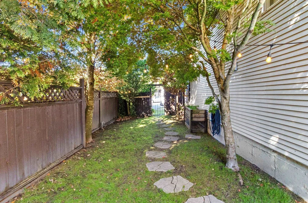 24366 102 Avenue, Maple Ridge, BC - MLS: R3180009 - Photo 35 24366 102 Avenue, Maple Ridge, BC - MLS: R3180009 - Photo 35