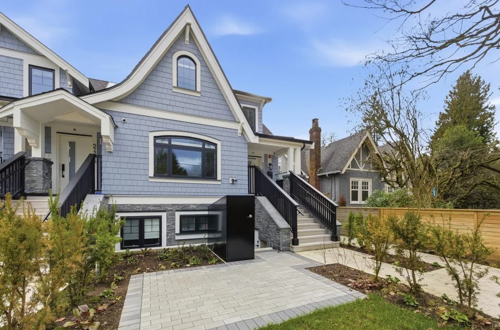Townhouse for sale at 2438 W 49 Avenue Vancouver British Columbia - MLS: R3094406