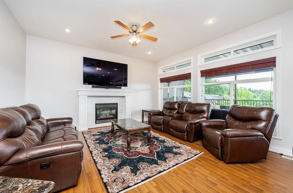 24382 104 AVENUE, Maple Ridge BC V2W 2C4, Maple Ridge BC — Residential for Sale — Photo 8 of 36