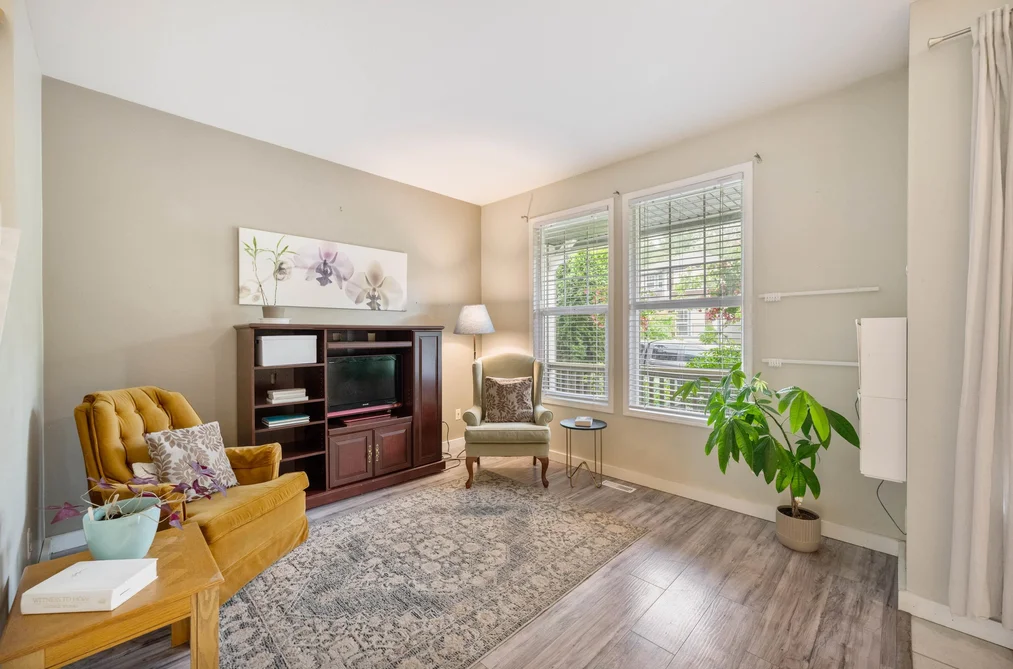 24383 101A AVENUE, Maple Ridge, BC — Residential for Sale — Photo 4 of 40