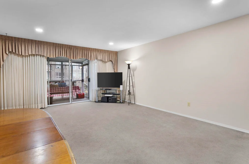 244 32691 GARIBALDI DRIVE, Abbotsford BC V2T 5T7, Abbotsford BC — Residential for Sale - Photo 4