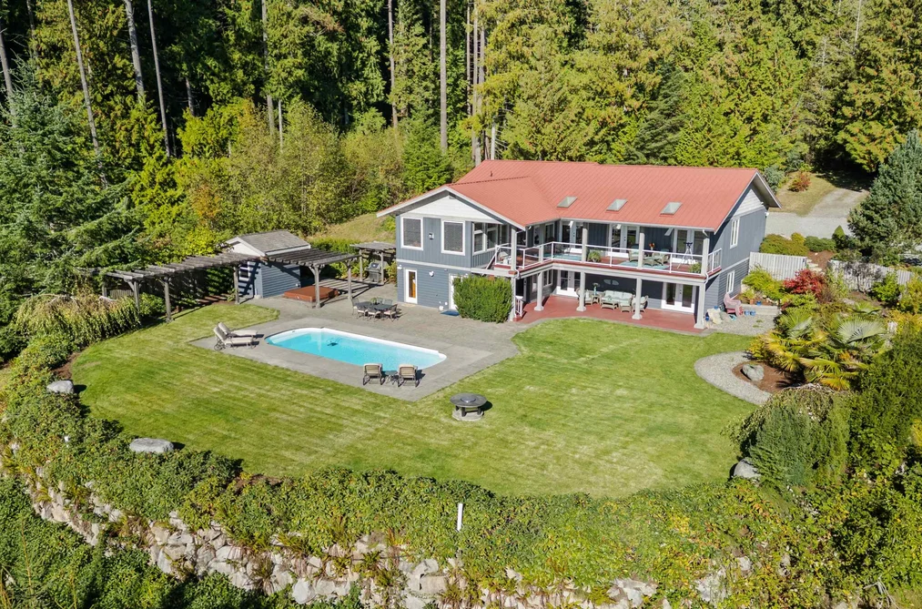 2440 SUNSHINE COAST HIGHWAY, Roberts Creek BC V0N 2W5, Roberts Creek BC — Residential for Sale - Photo 4