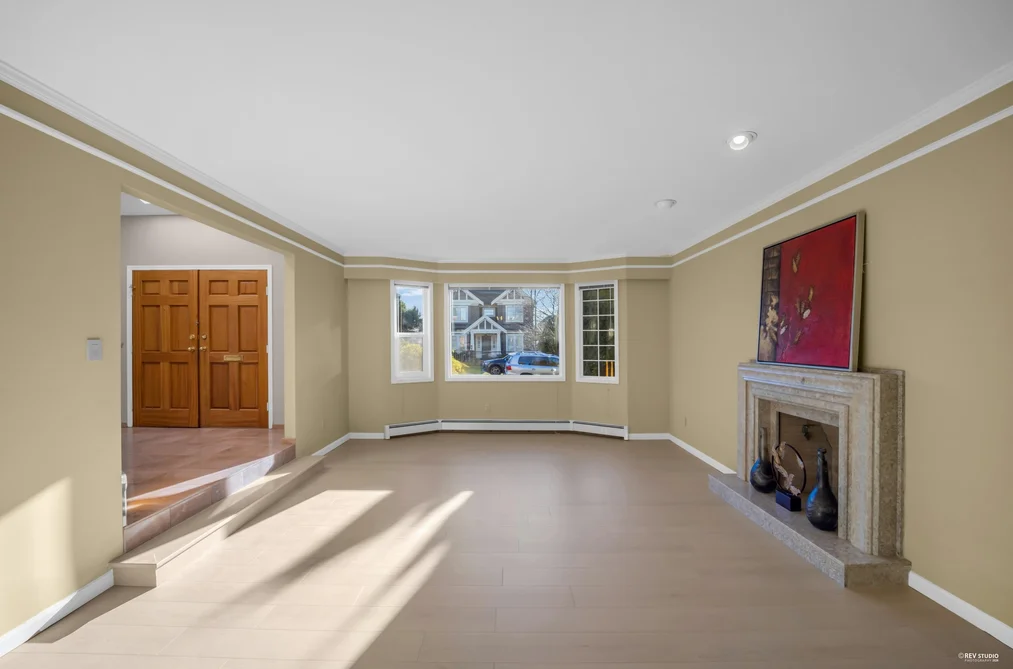 2445 W 19TH AVENUE, Vancouver BC V6L 1C8, Vancouver BC — Residential for Sale - Photo 2