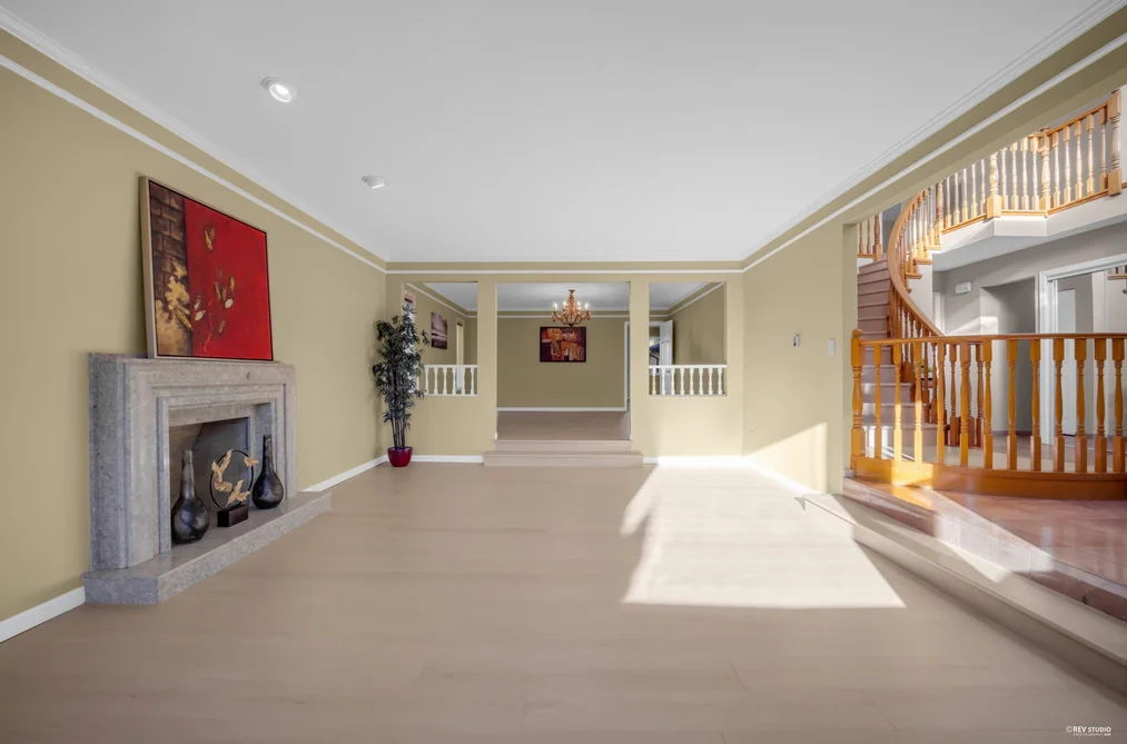 2445 W 19TH AVENUE, Vancouver BC V6L 1C8, Vancouver BC — Residential for Sale - Photo 3