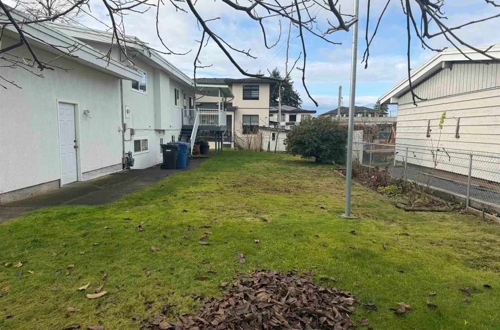 2449 ADELAIDE STREET, Abbotsford BC V2T 3L9, Abbotsford BC — Residential for Sale - Photo 5