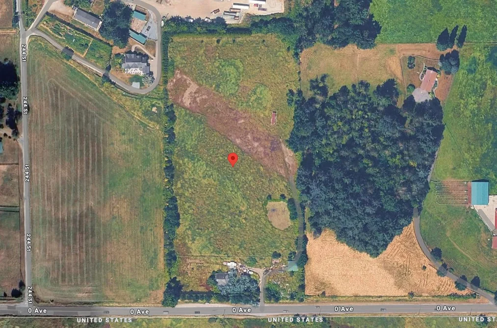 24493 0 AVENUE, Langley BC V2Z 2Y7, Langley BC — Residential for Sale — Photo 2 of 4
