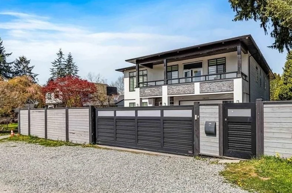 House for sale at 24531 Dewdney Trunk Road Maple Ridge British Columbia - MLS: R3056628