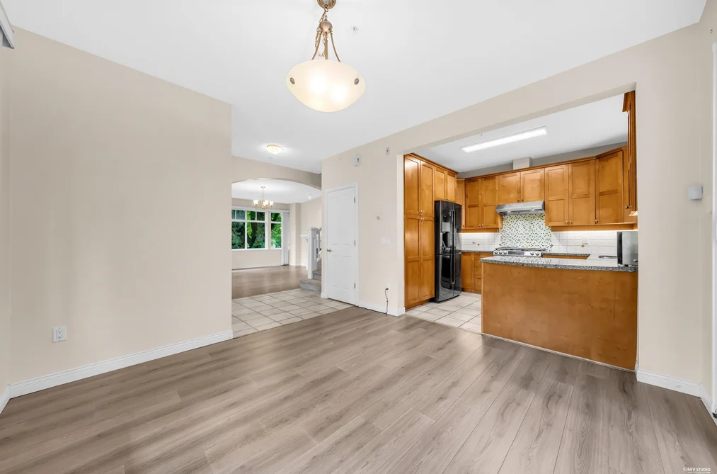 2459 W 39TH AVENUE, Vancouver, BC — Residential for Sale — Photo 10 of 35