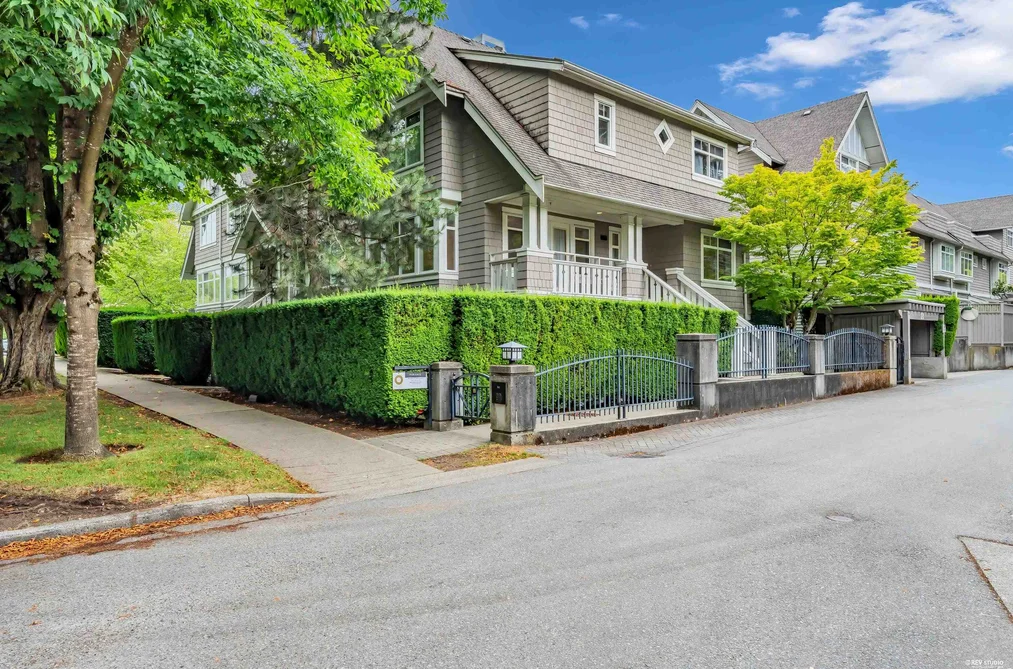 2459 W 39TH AVENUE, Vancouver, BC — Residential for Sale — Photo 34 of 35