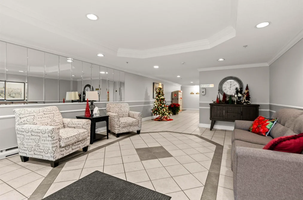 246 2451 GLADWIN ROAD, Abbotsford BC V2T 3N8, Abbotsford BC — Residential for Sale - Photo 4