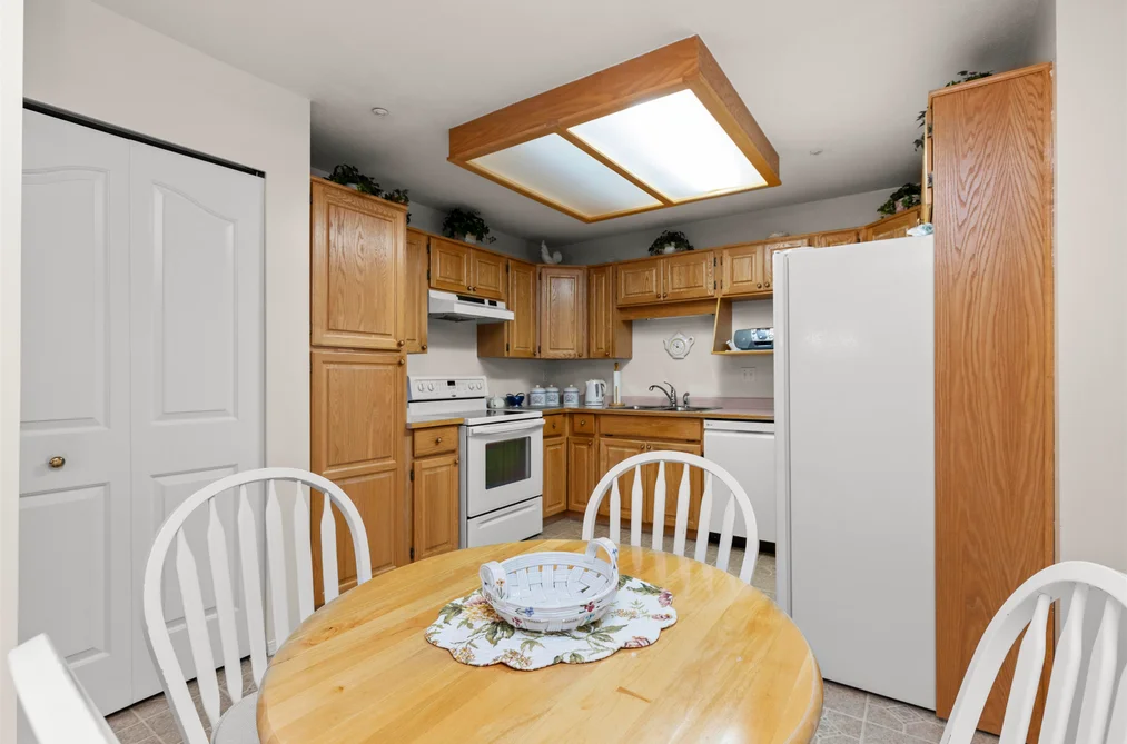 246 2451 GLADWIN ROAD, Abbotsford BC V2T 3N8, Abbotsford BC — Residential for Sale - Photo 5