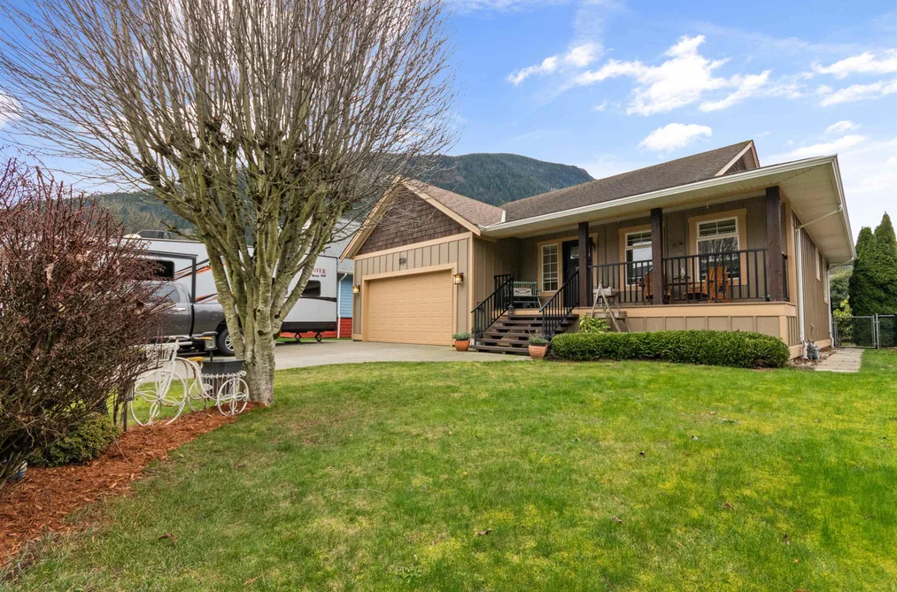 246 BALSAM AVENUE, Harrison Hot Springs BC V0M 1K0, Harrison Hot Springs BC — Residential for Sale - Photo 3