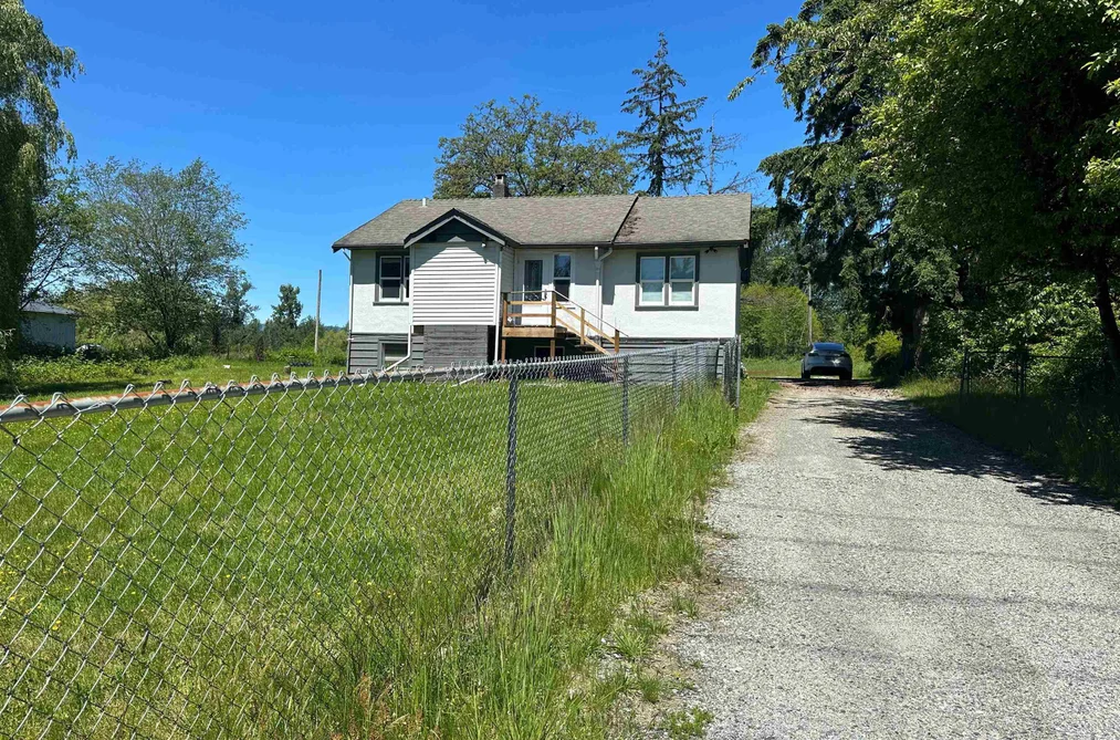 24611 DEWDNEY TRUNK ROAD, Maple Ridge BC V4R 1X2, Maple Ridge BC — Residential for Sale - Photo 2