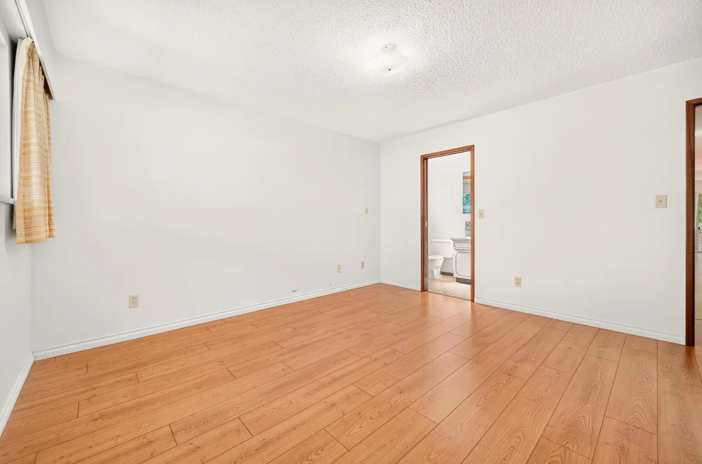 2463 GALT STREET, Vancouver BC V5R 2R8, Vancouver BC — Residential for Sale — Photo 15 of 37