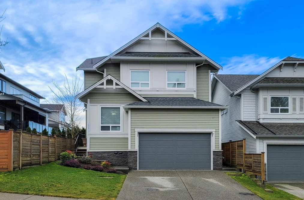 House for sale at 24670 106 Avenue Maple Ridge British Columbia - MLS: R3083332