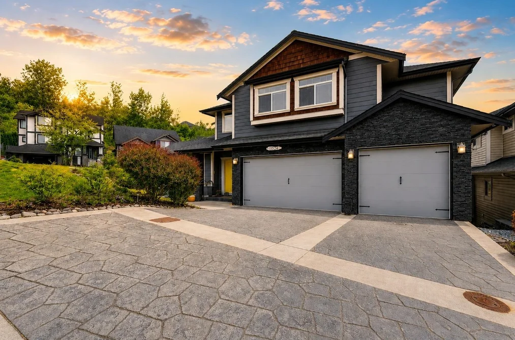 House for sale at 24696 103a Avenue Maple Ridge British Columbia - MLS: R3134261