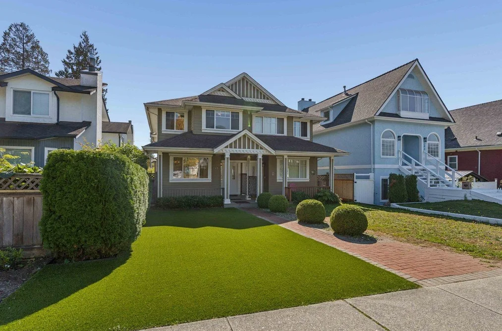 Half Duplex for sale at 247 E 19th Street North Vancouver British Columbia - MLS: R3167962