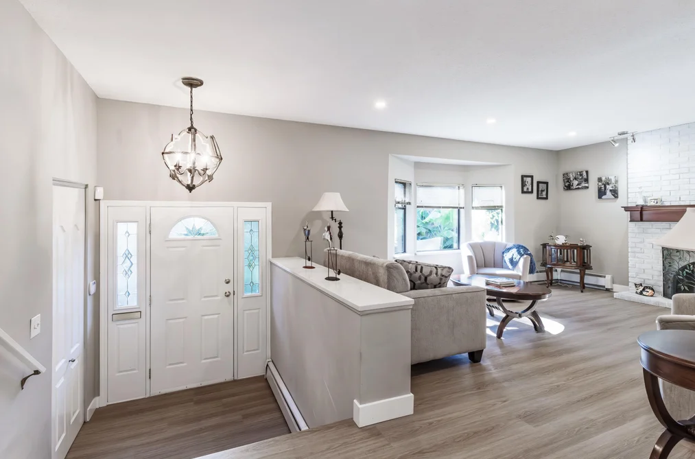 2475 NORCREST COURT, Burnaby BC V3J 1C7, Burnaby BC — Residential for Sale - Photo 2
