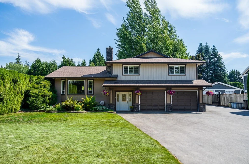24762 58A AVENUE, Langley, BC — Residential for Sale - Main Photo