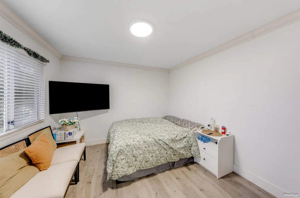 249 PEMBINA STREET, New Westminster BC V3M 5J3, New Westminster BC — Residential for Sale - Photo 3