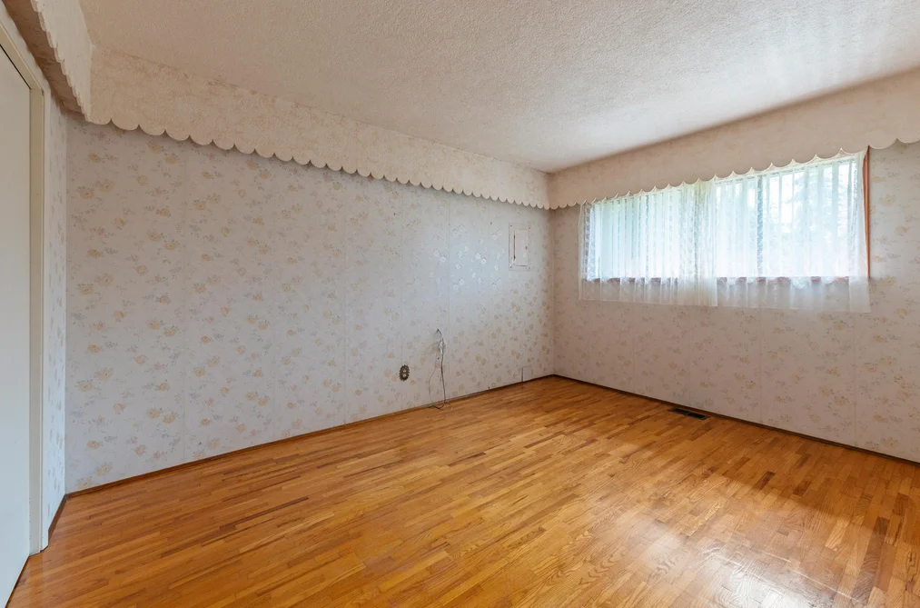 2495 LAURALYNN DRIVE, North Vancouver BC V7J 2Y6, North Vancouver BC — Residential for Sale — Photo 25 of 39