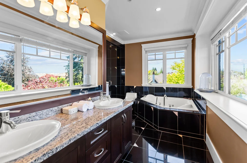 2495 W 33RD AVENUE, Vancouver BC V6M 1C4, Vancouver BC — Residential for Sale — Photo 12 of 20