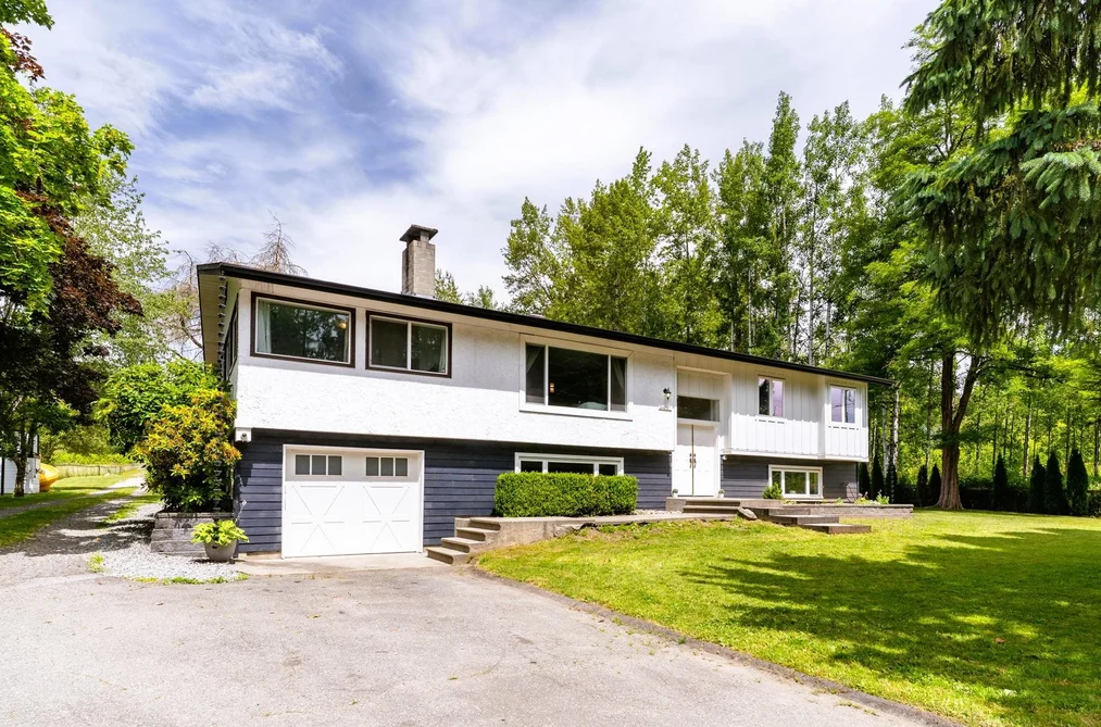 House for sale at 24991 100 Avenue Maple Ridge British Columbia - MLS: R3097467