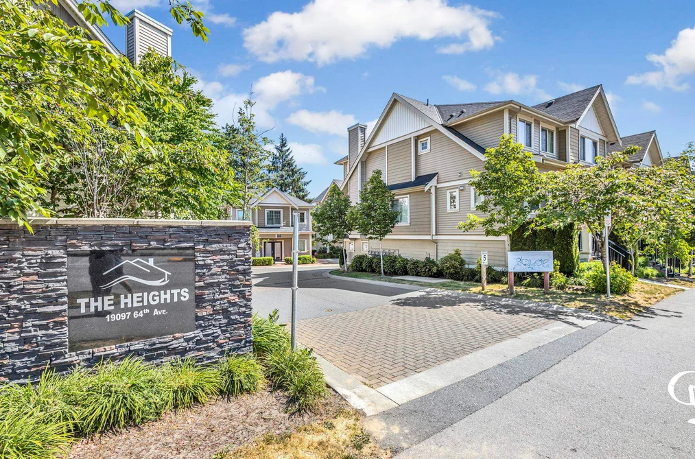 Townhouse for sale at 25 19097 64 Avenue Surrey British Columbia - MLS: R3167769