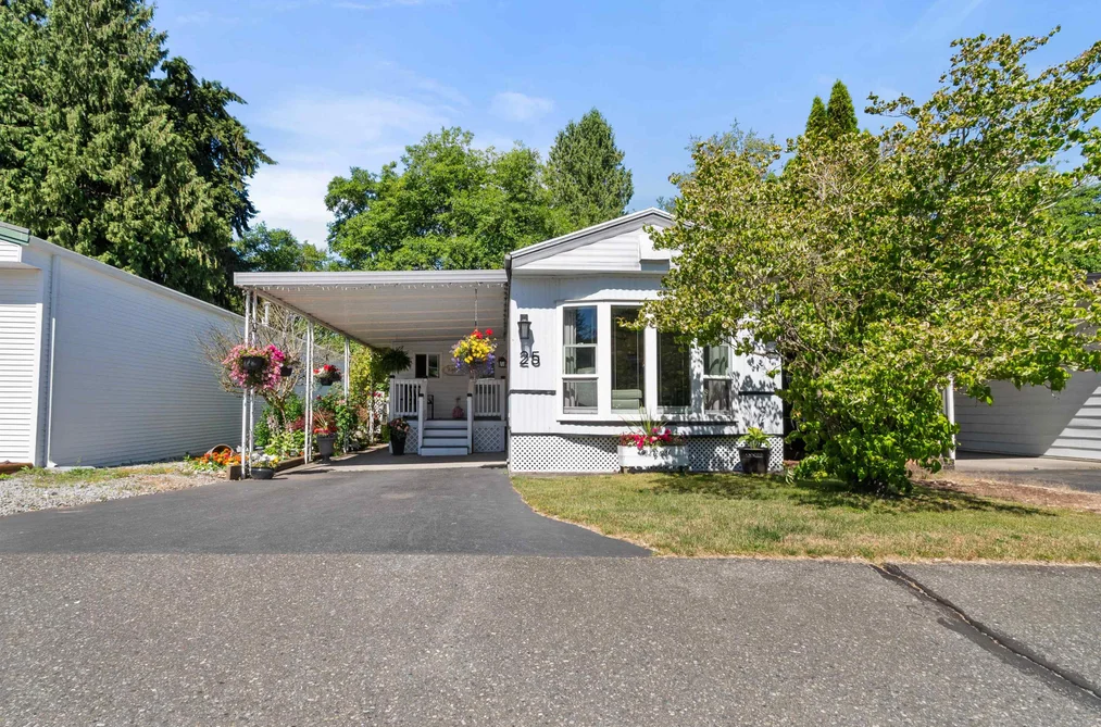 25 2315 198 STREET, Langley BC V2Z 1Z1, Langley BC — Residential for Sale — Photo 3 of 36