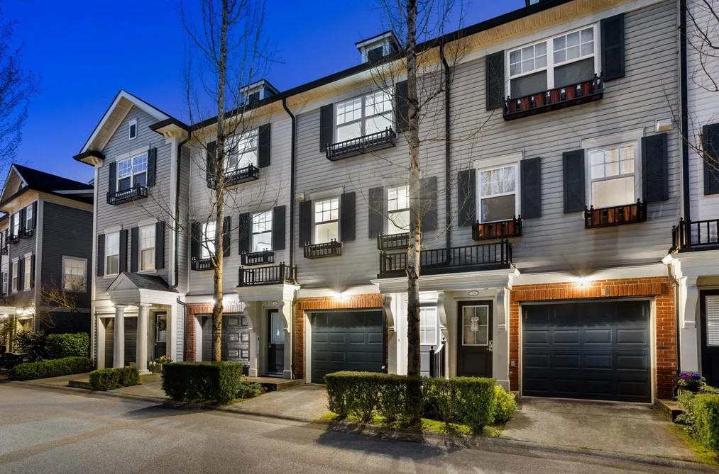 Townhouse for sale at 25 2495 Davies Avenue Port Coquitlam British Columbia - MLS: R3126094